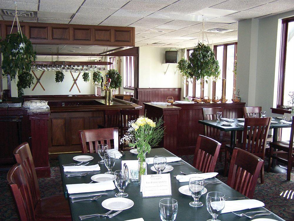 Holiday Inn Club Vacations Mount Ascutney Resort, An Ihg Hotel Brownsville Restaurant photo