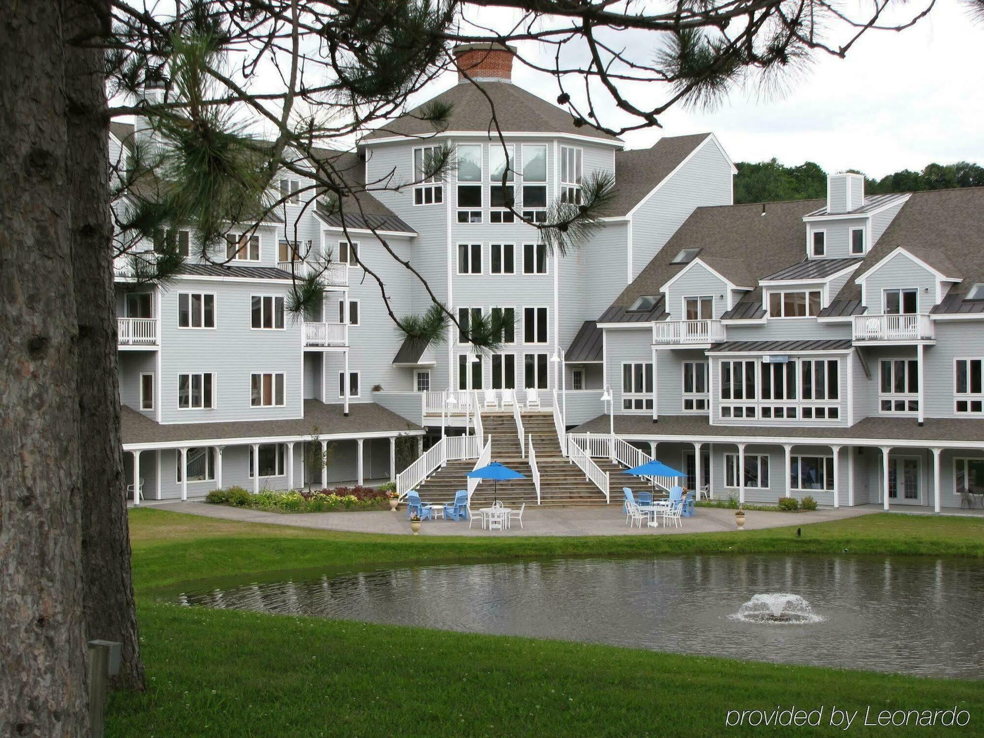 Holiday Inn Club Vacations Mount Ascutney Resort, An Ihg Hotel Brownsville Exterior photo